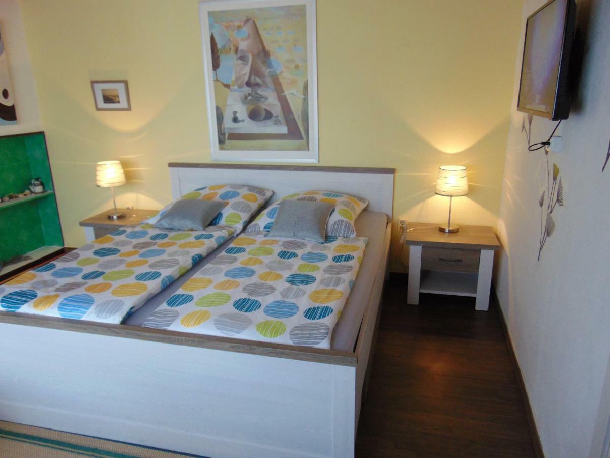 וינדהאגן Hotel Garni "Adria" מראה חיצוני תמונה