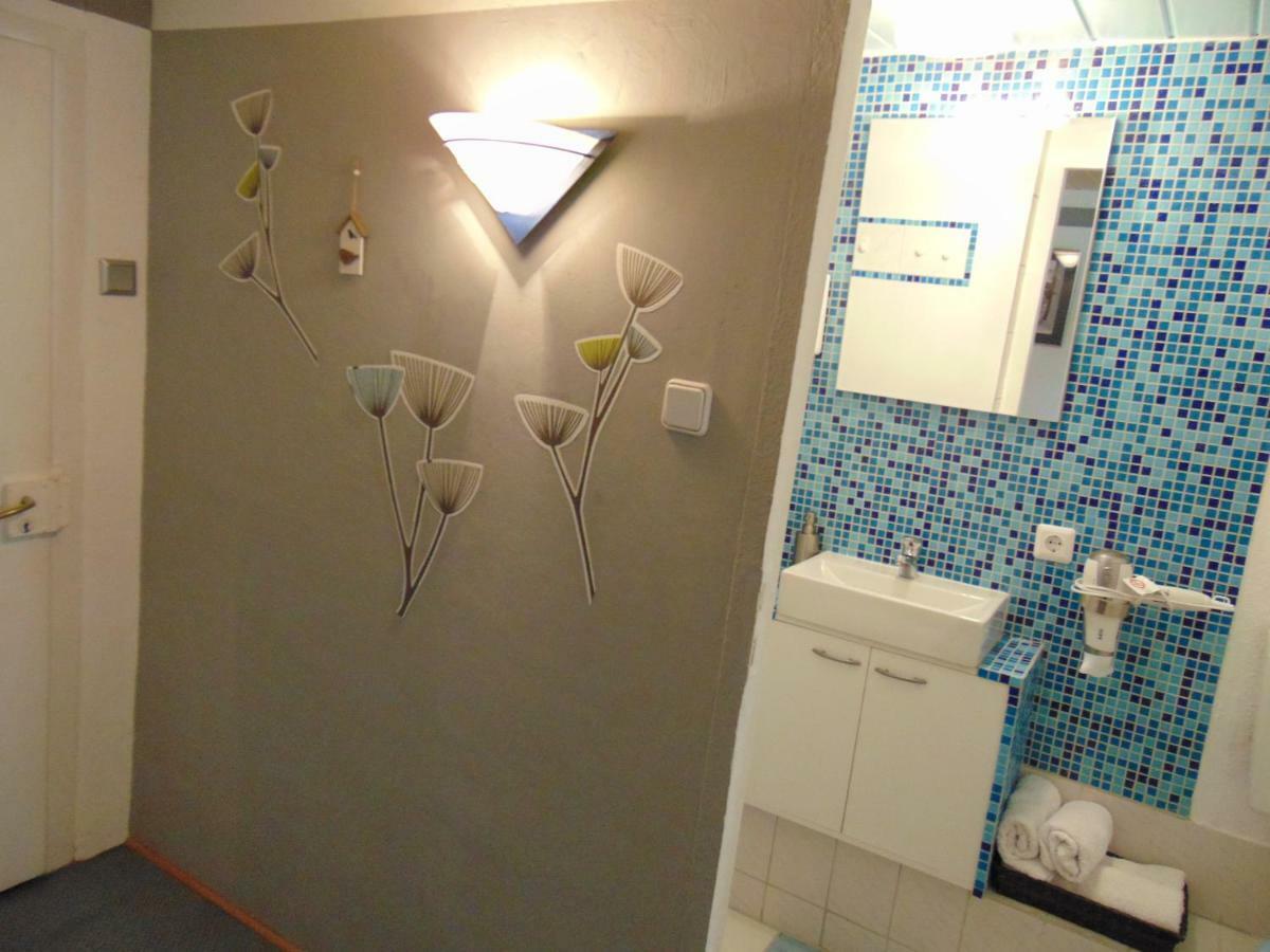 וינדהאגן Hotel Garni "Adria" מראה חיצוני תמונה