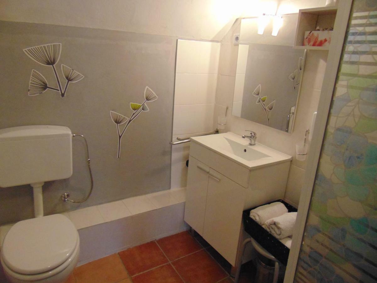 וינדהאגן Hotel Garni "Adria" מראה חיצוני תמונה