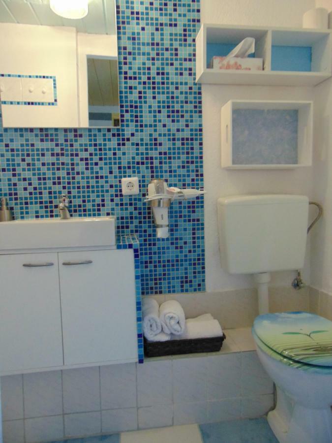 וינדהאגן Hotel Garni "Adria" מראה חיצוני תמונה